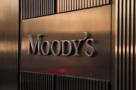 Moody’s Downgrades France and Slovakia Amid Fiscal and Political Challenges