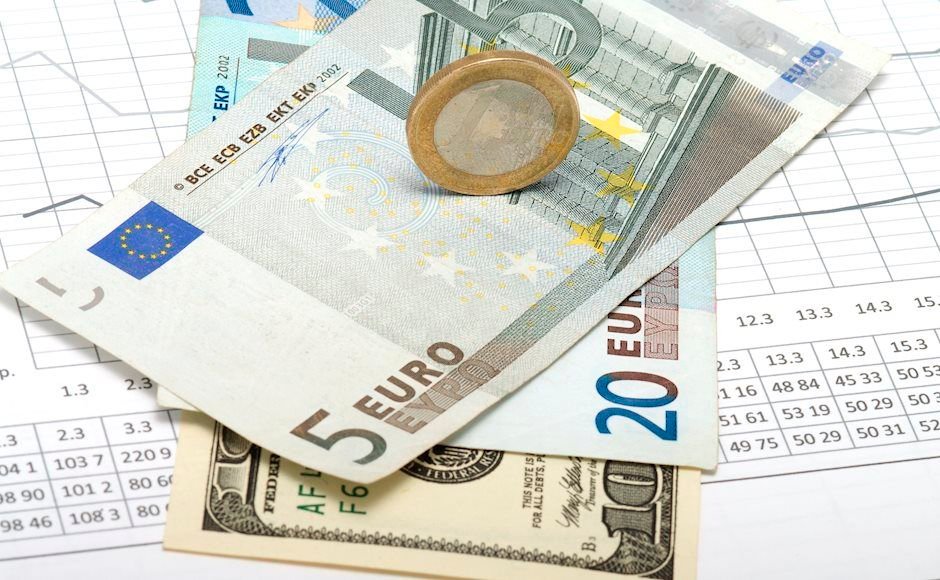 EUR/USD Struggles to Sustain Gains Above 1.05 – Scotiabank